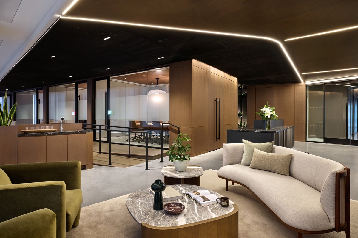 HSBC 2 125 1966X1311