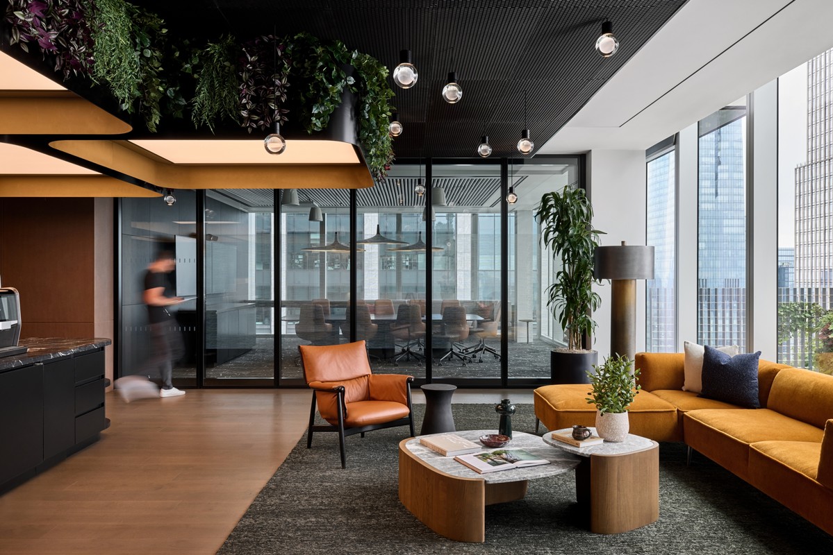 HSBC 2 346 1933X1290