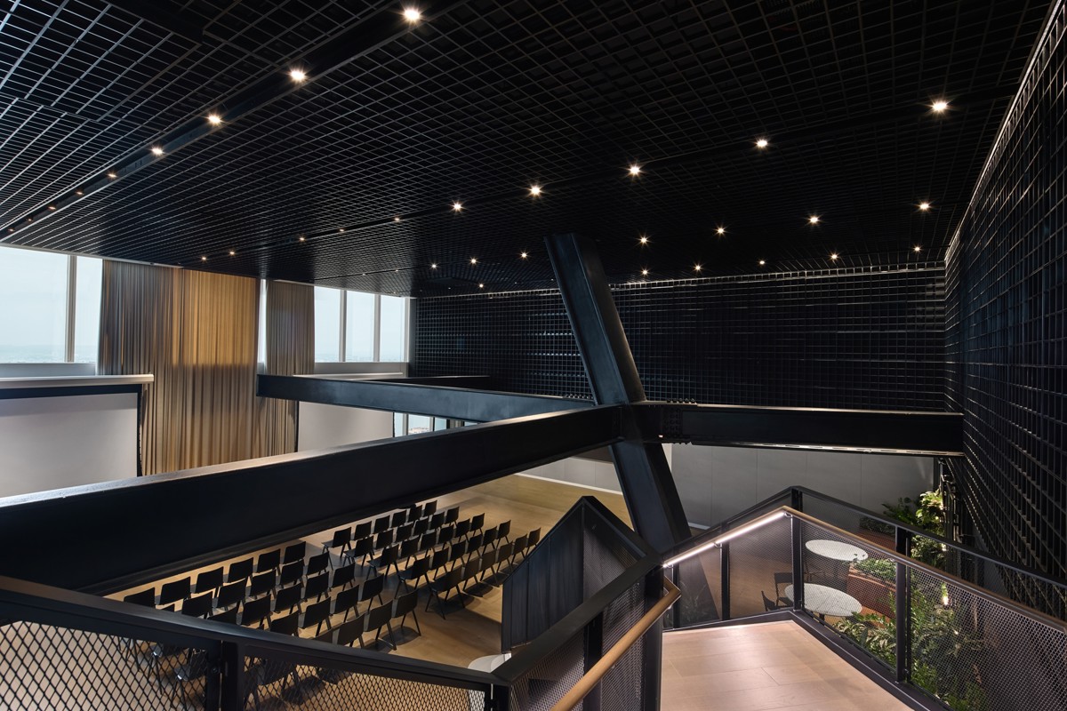 HSBC 2 227 1966X1311