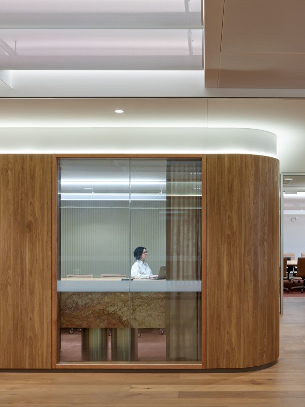 Senex SAS600 Com Aus Med (1)